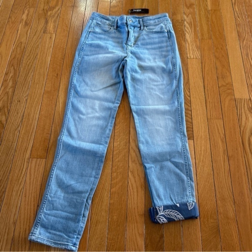 White House Black Market Slim Crop Blue Denim Jeans Scarf Everyday Soft Sz 6